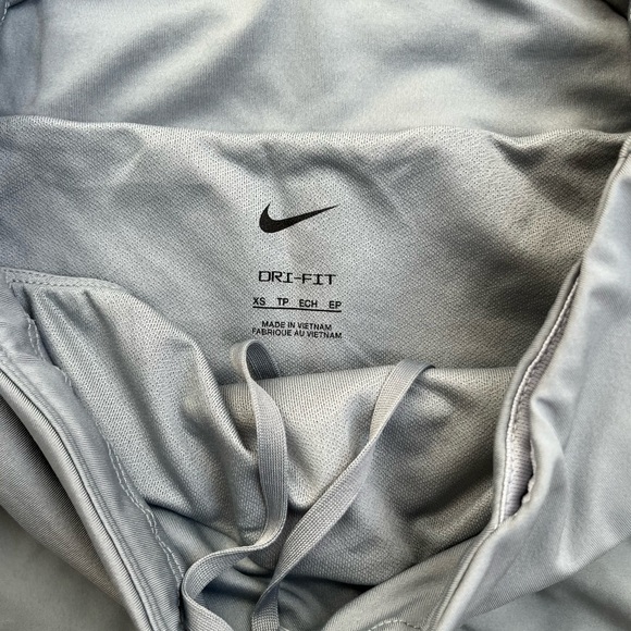 Nike Running Shorts Gray Size XS - Picture 3 of 4